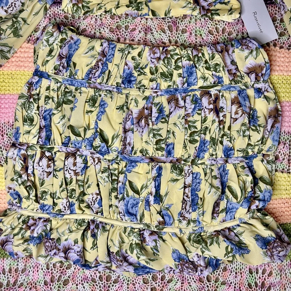 Floral Off-Shoulder sheer long sleeve crop top and mini skirt set Size L